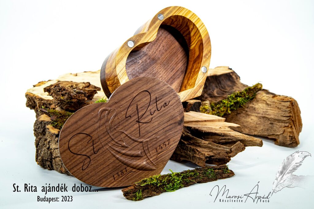 Szív alakú szelencék